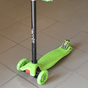 Самокат 3-х колесный ''Zilmer'' ZR-90